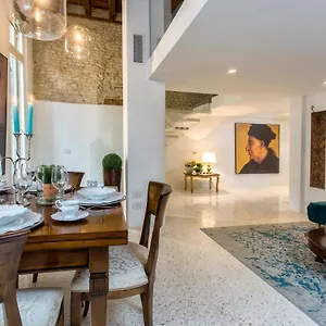 Italiahaus - Ca' Olivo Loft With Canal View In Rialto Venice